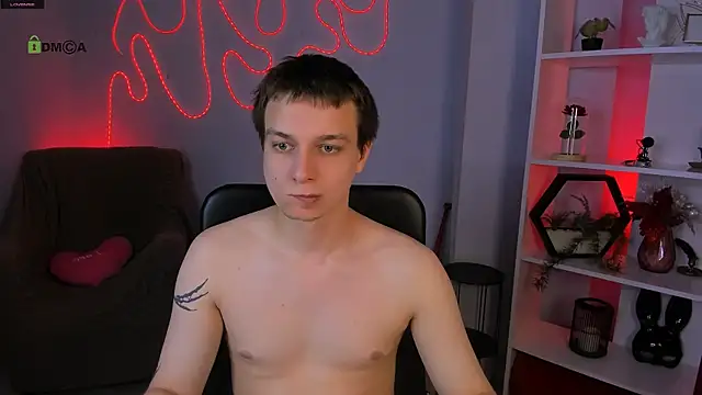 Show modela eric_nova na web-kameri