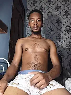 Show de PrettyDickk1 na webcam