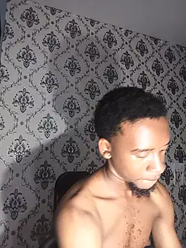 Show modela PrettyDickk1 na web-kameri