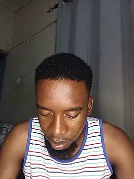 PrettyDickk1 网络视讯表演
