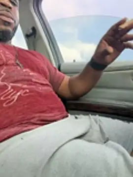 scrill14 Show in webcam