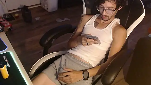 shotgun98's Webcam Show