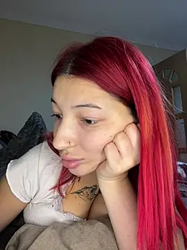 Nyvera Webcam show