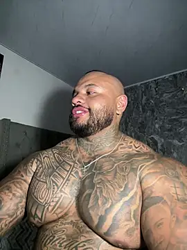 criss_zander292 Show in webcam