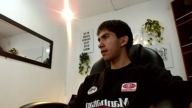 adan_tower's Webcam Show