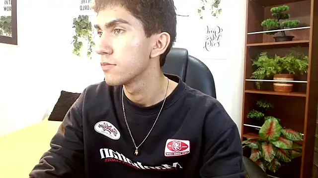 Webkamerová show adan_tower