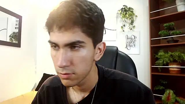 adan_tower webkamerás műsora