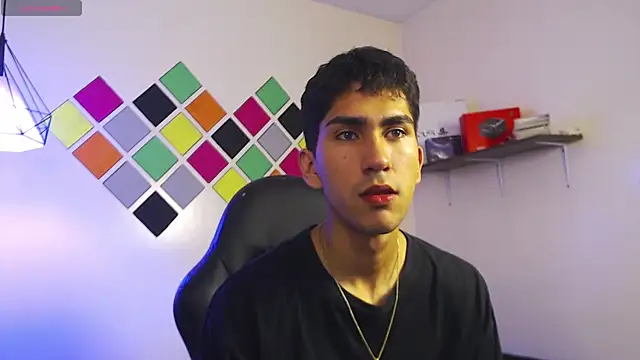 adan_tower webkamerás műsora
