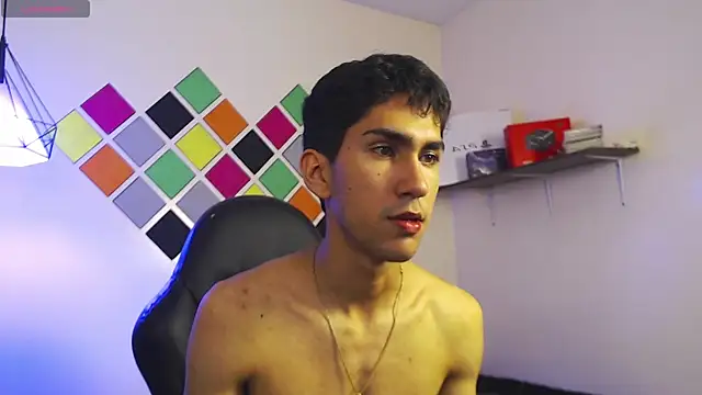 adan_tower webkamerás műsora