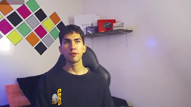 adan_tower webkamerás műsora