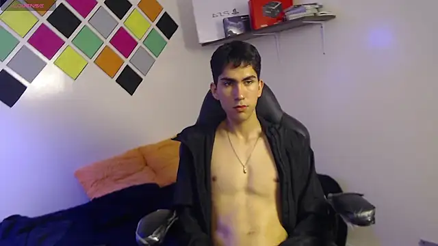 adan_tower's Webcam Show