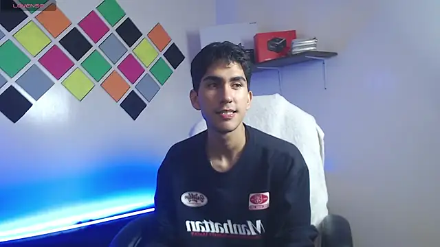 Webkamerová show adan_tower