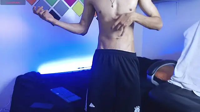 Webkamerová show adan_tower