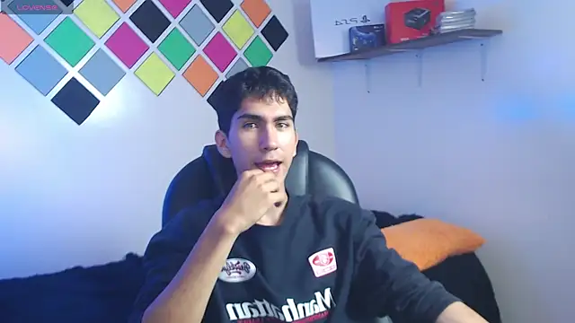 adan_tower Webcamshow