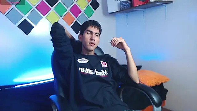 adan_tower Webcam Show