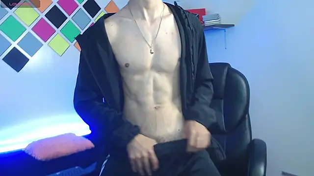 Show modela adan_tower na web-kameri