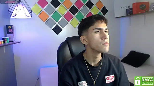 adan_tower Pertunjukan Webcam