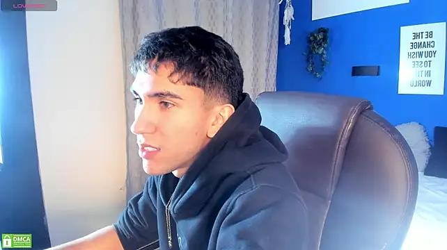 adan_tower Chat XXX in diretta