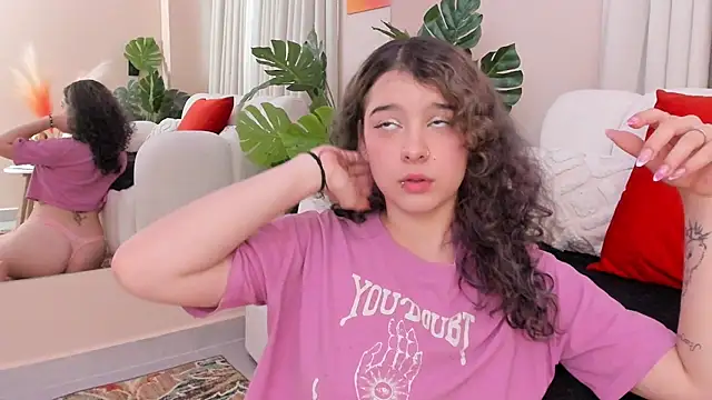 naira_velvett: απευθείας συνομιλία ΧΧΧ
