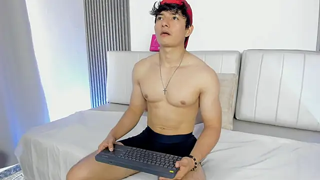 Still_Fitness Show in webcam