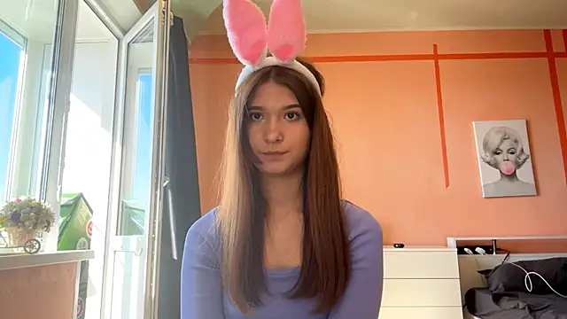 CatherynShubin Show in webcam
