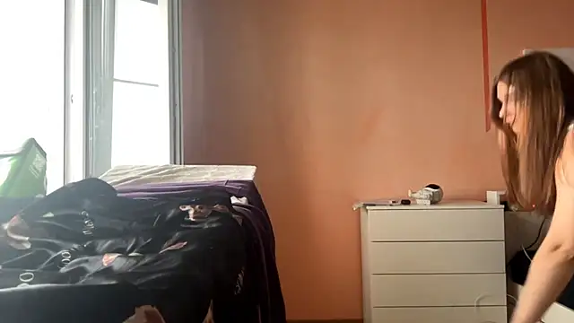CatherynShubin Show in webcam