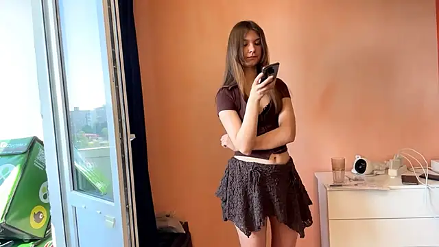 Chat +18 de CatherynShubin ao vivo