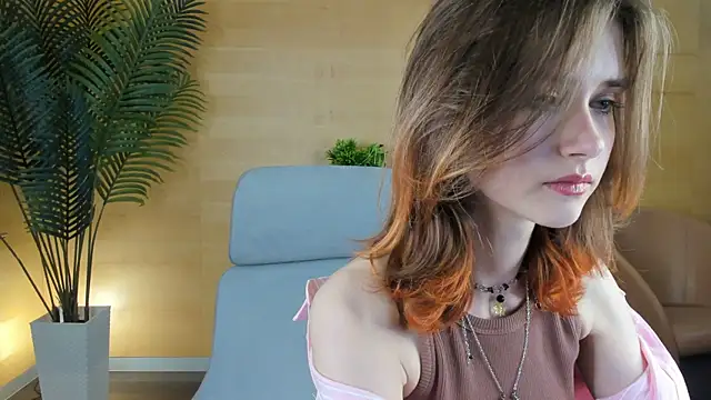 NidaSween Webcam show