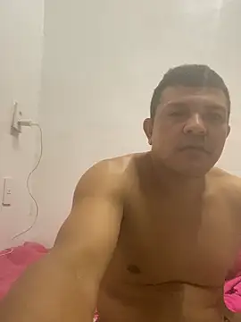 Show modela naceliogotoso na web-kameri