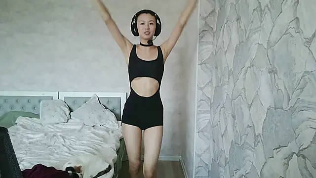 צ'אט XXX בשידור חי של JacklynGingrich