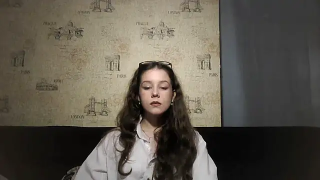 ElinoreHuxman's Webcam Show