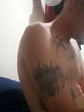lovessum69 Webcam Show
