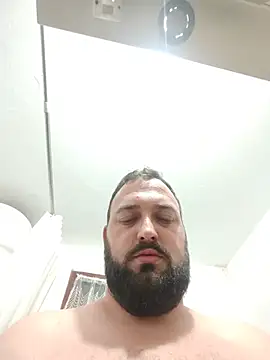 Horneymonster222's Webcam Show