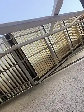 Pokazy przed kamerką – youngestOjta