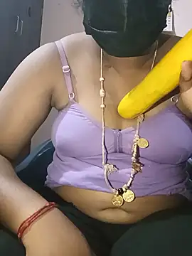 tamil_swathii's Webcam Show