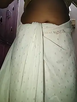 Show de tamil_swathii na webcam