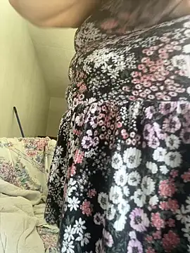 BiggtittiesX's Webcam Show