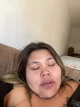 BiggtittiesX's Webcam Show