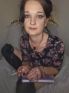 bloom-violetmoon webcam show