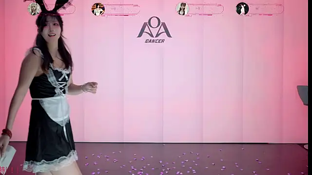 Chatroom XXX en direct de AOA-001