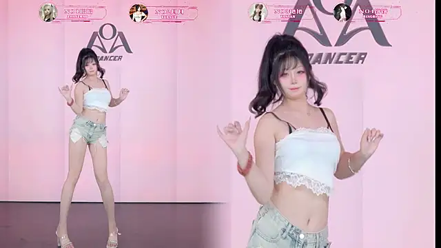 AOA-001のウェブカメラショー