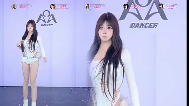Show de AOA-001 na webcam
