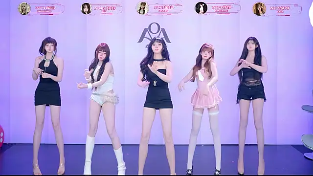 הופעת וובקאם של AOA-001