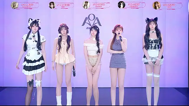 הופעת וובקאם של AOA-001