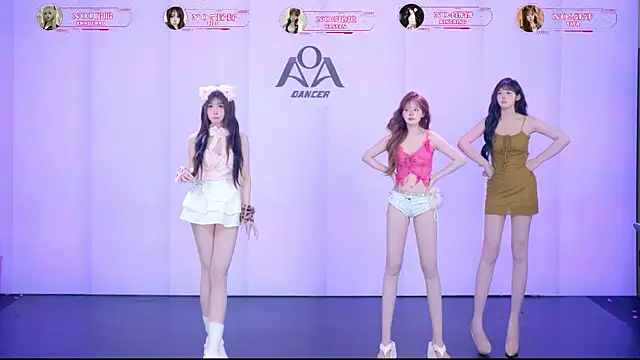 AOA-001 webkamerás műsora