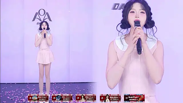 AOA-001's Webcam Show
