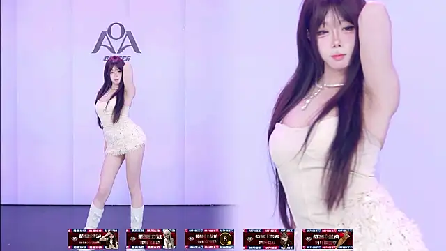 הופעת וובקאם של AOA-001