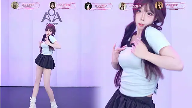 הופעת וובקאם של AOA-001