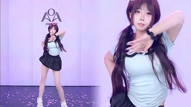 הופעת וובקאם של AOA-001