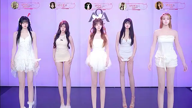 Show de AOA-001 na webcam